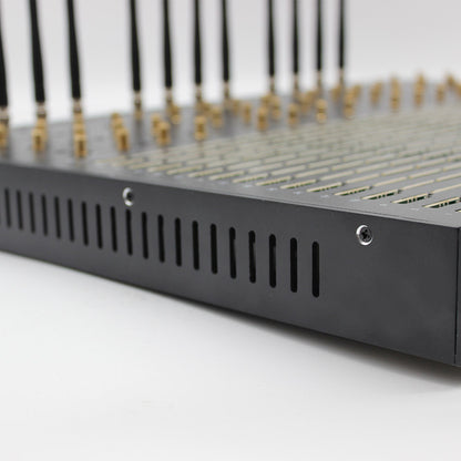 64 Ports 64 SIMs 2G SMS Gateway